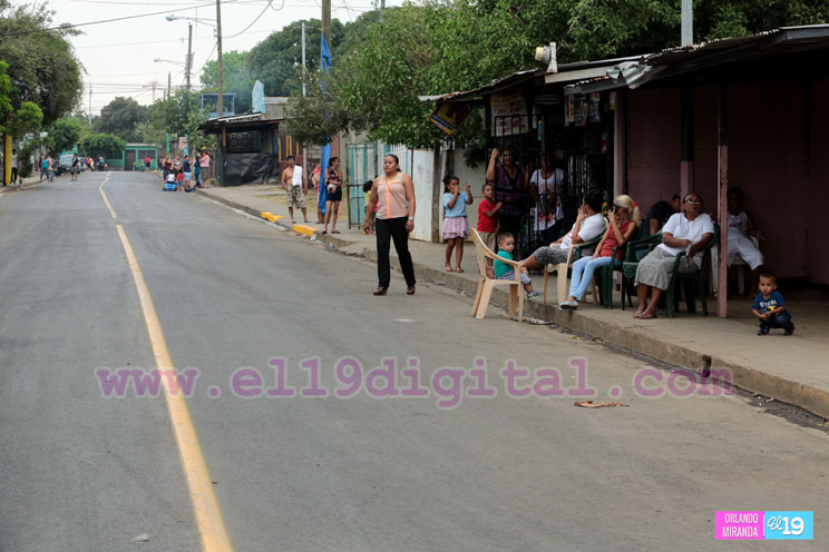 ALMA inaugura recarpeteo asfaltico en calle del barrio Leningrado  